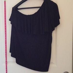 Off one Shoulder Shirt